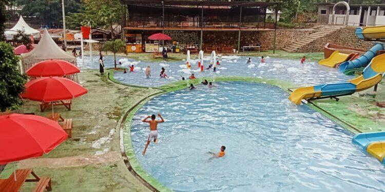 Situ Cipanten Jadi Destinasi Terfavorit Libur Nataru di Majalengka